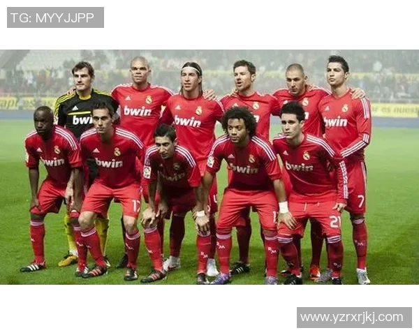 足球明星高清包装图片大合集展现球场魅力与风采的视觉盛宴 足球明星高清包装图片大合集展现球场魅力与风采的视觉盛宴