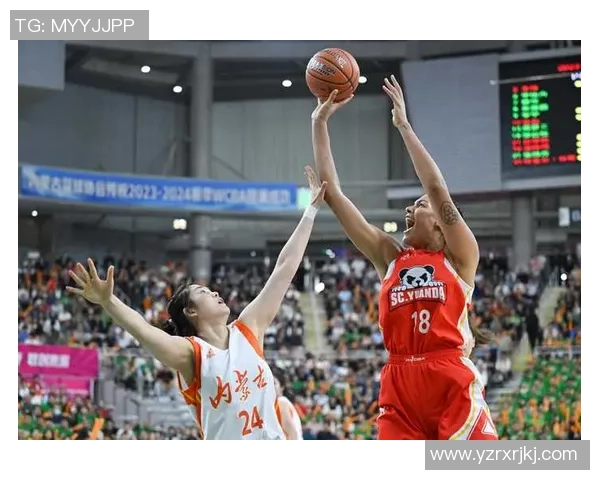 成都篮球队团队协作引发热议球迷对战术配合和球员默契提出不同看法